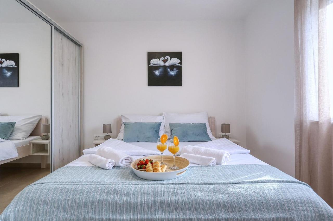 Apartments Bonaca With Jacuzzi ปริฟลากา ภายนอก รูปภาพ